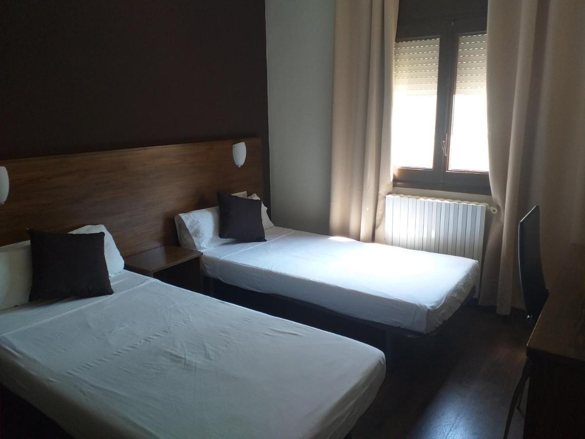 Hostal Sant Marcal Amer Exterior photo