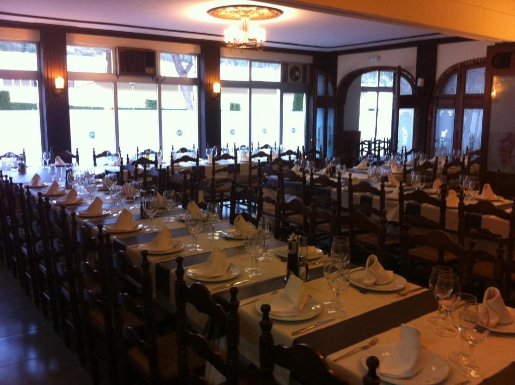 Hostal Sant Marcal Amer Exterior photo